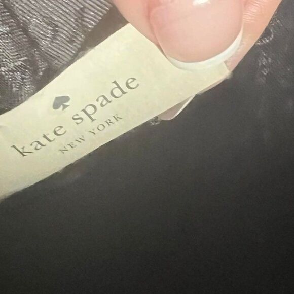 Kate Spade Pebbled Leather Crossbody - GUC - - Picture 10 of 12